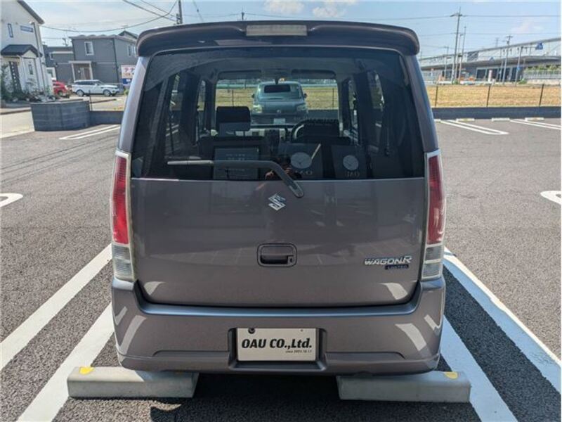 WAGON R