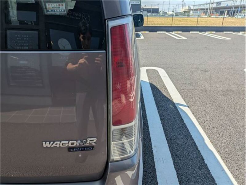 WAGON R