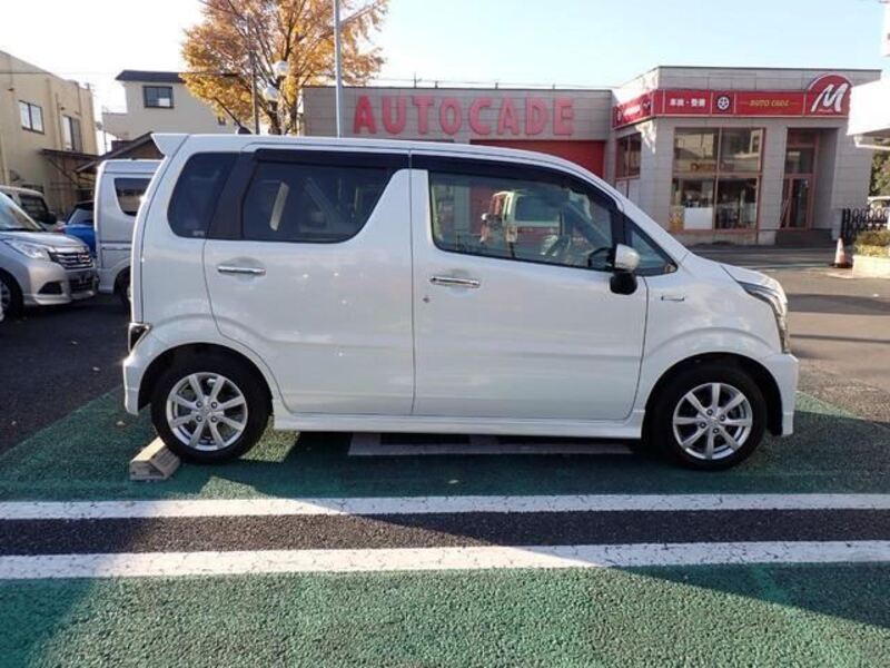 WAGON R