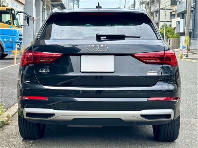 Q3
