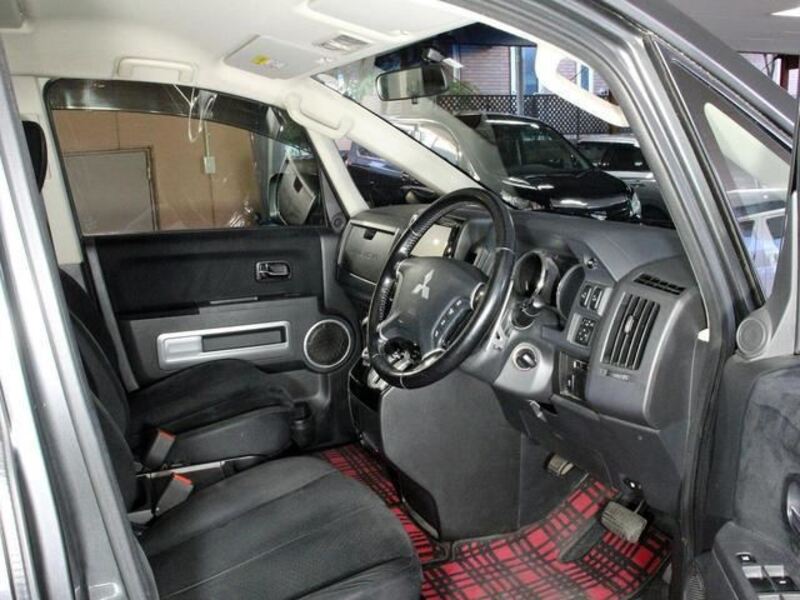 DELICA D5