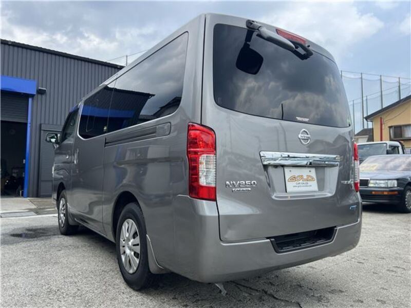 NV350 CARAVAN