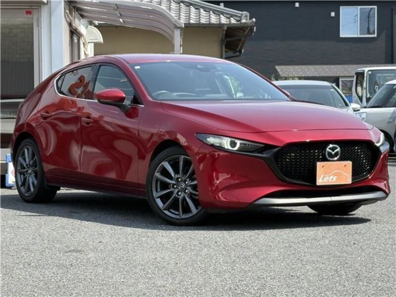 MAZDA3