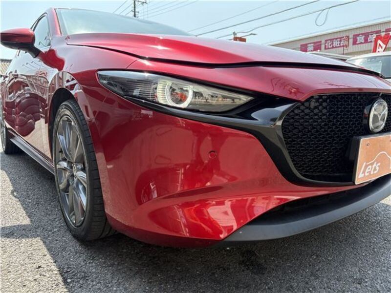 MAZDA3