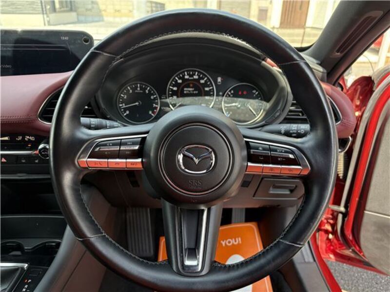 MAZDA3