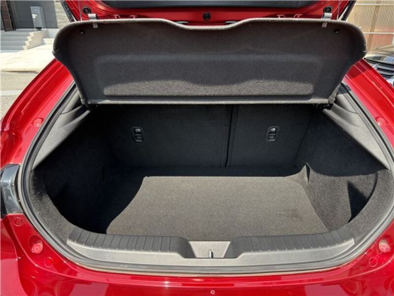 MAZDA3