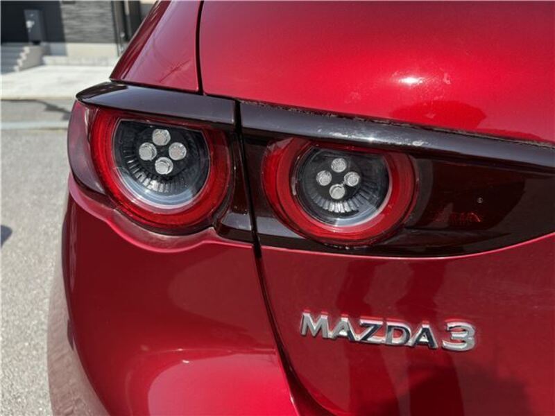 MAZDA3