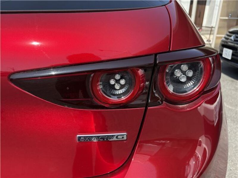 MAZDA3