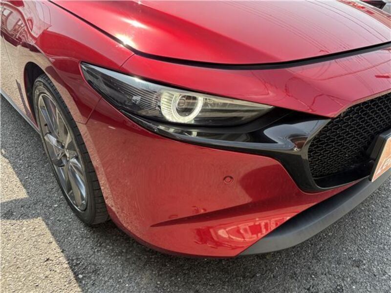 MAZDA3