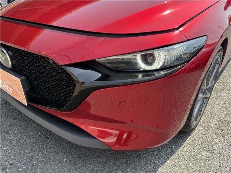 MAZDA3