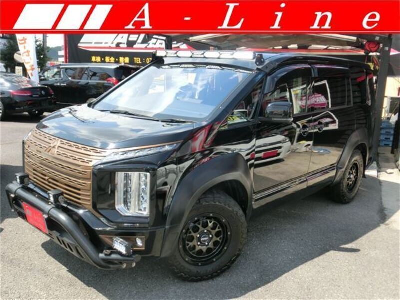 MITSUBISHI DELICA D5