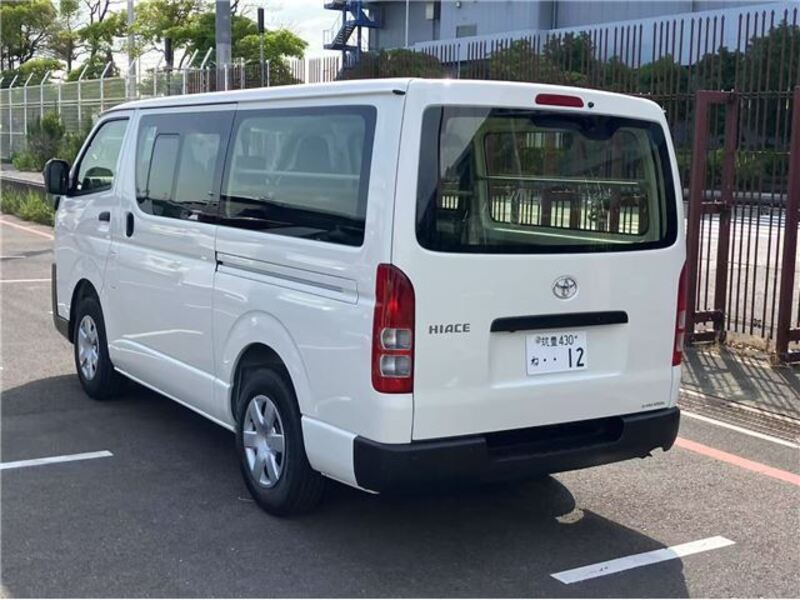 HIACE VAN