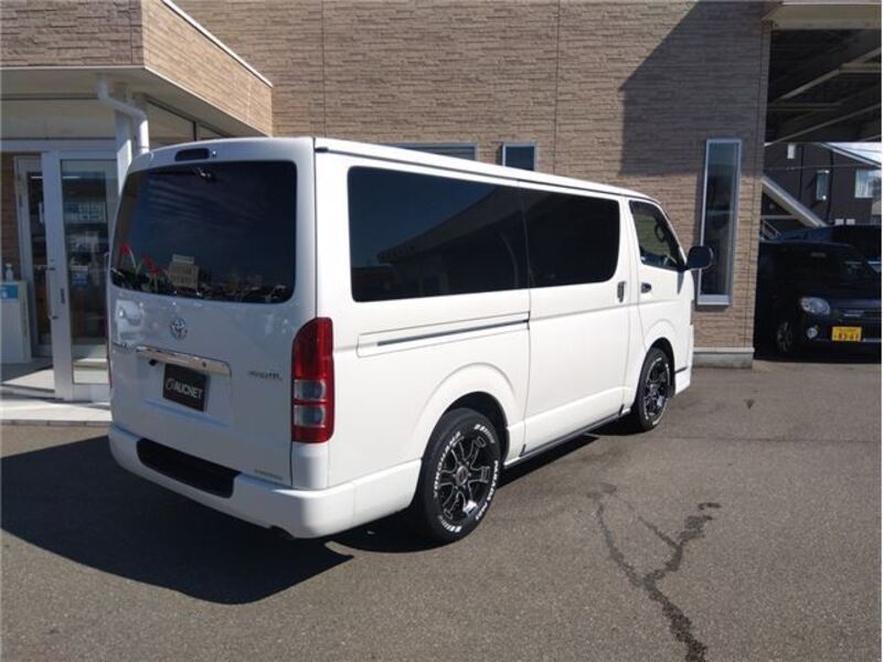 HIACE