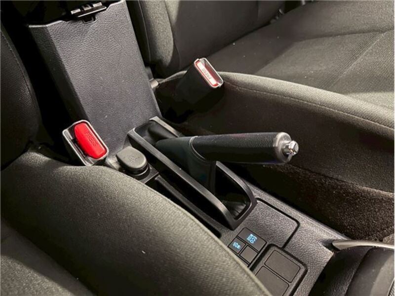 COROLLA FIELDER