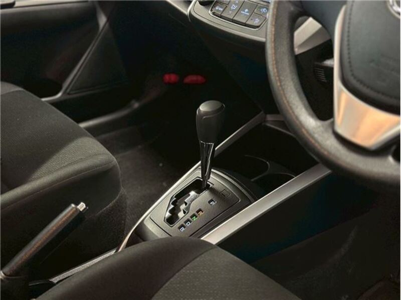 COROLLA FIELDER