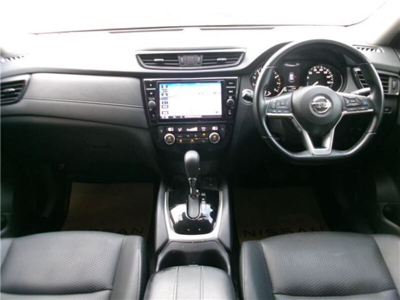 X-TRAIL