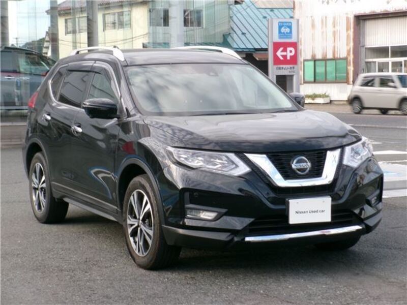X-TRAIL