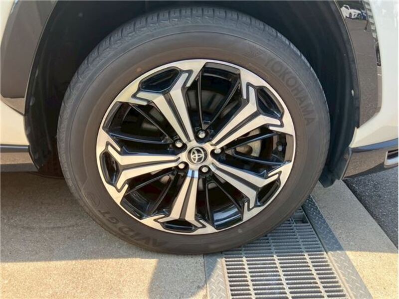 RAV4