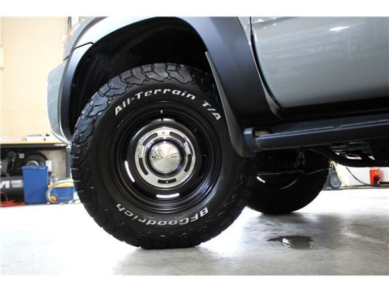 HILUX SURF