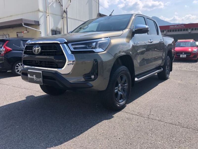TOYOTA HILUX