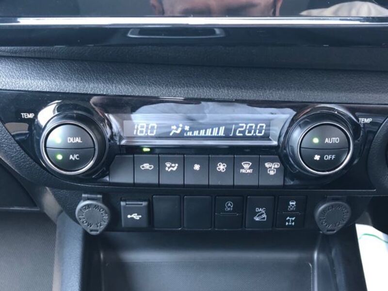 HILUX