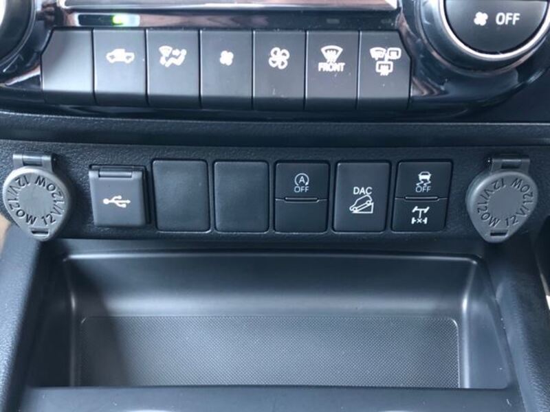 HILUX