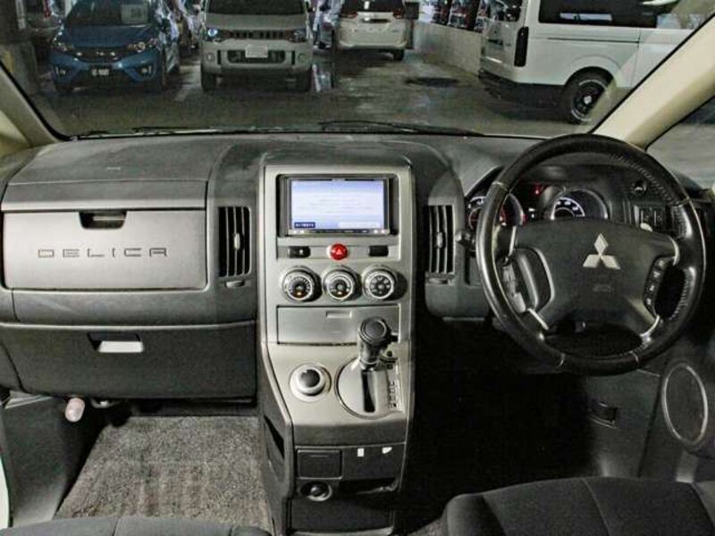 DELICA D5