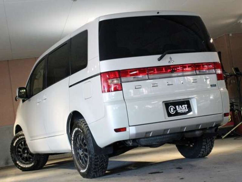 DELICA D5
