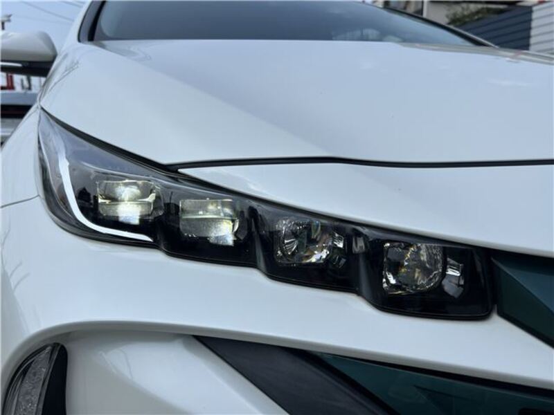 PRIUS PHV