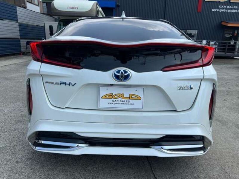 PRIUS PHV