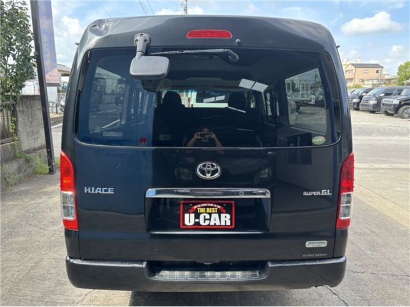 HIACE VAN