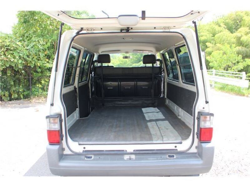BONGO VAN
