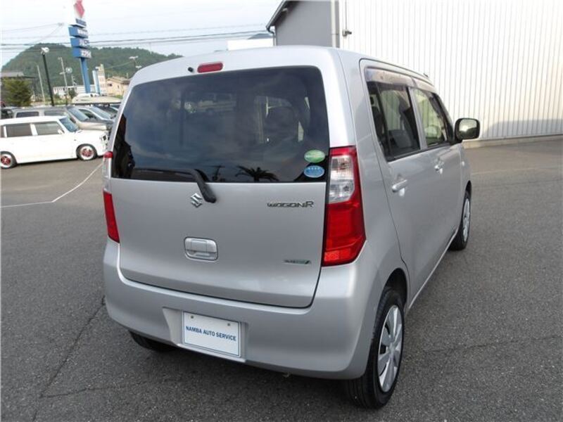 WAGON R