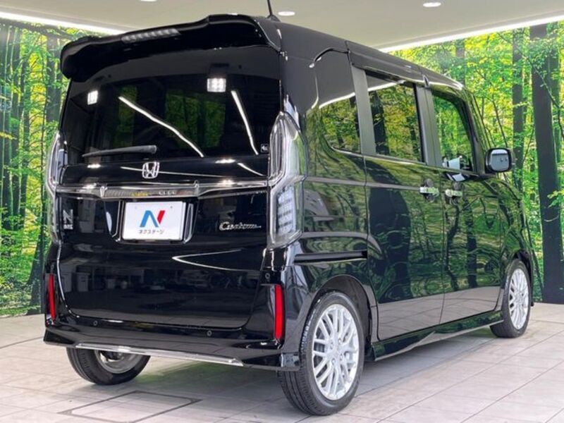 N BOX CUSTOM