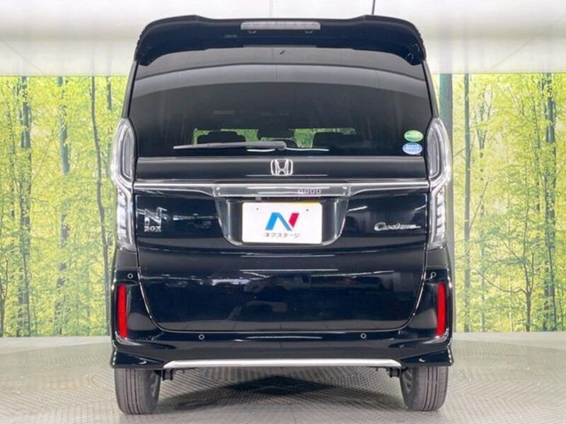 N BOX CUSTOM