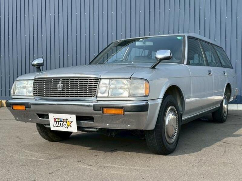CROWN VAN