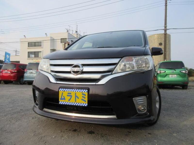 NISSAN SERENA