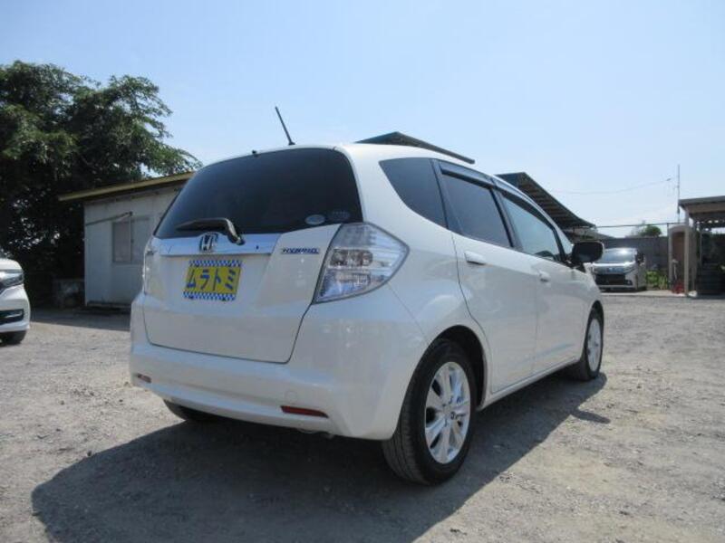 FIT HYBRID