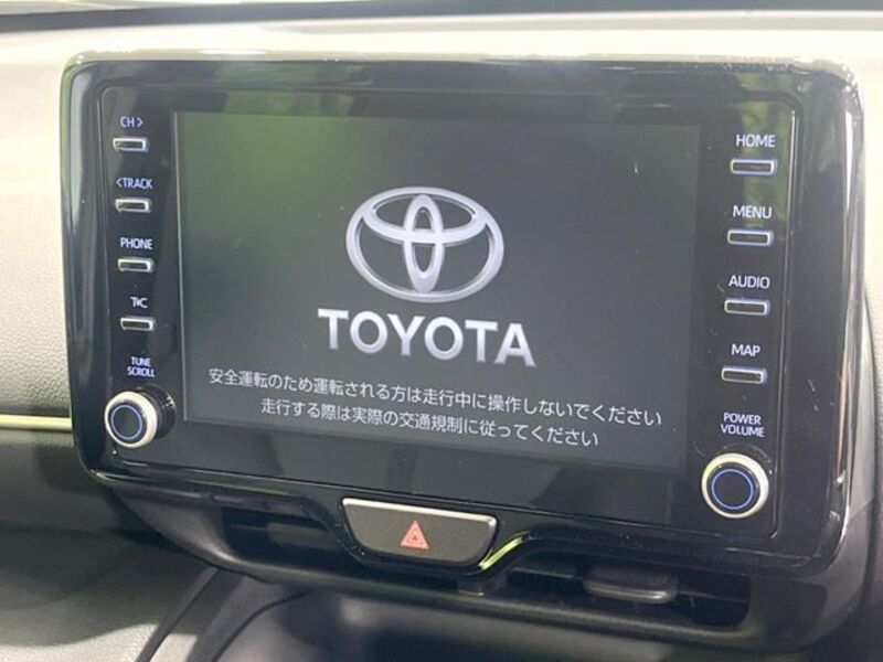 YARIS CROSS