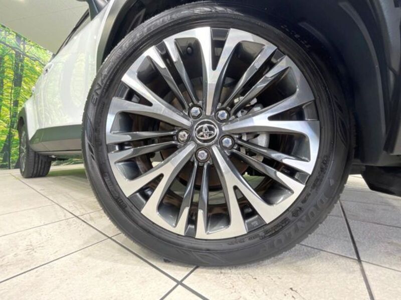 YARIS CROSS