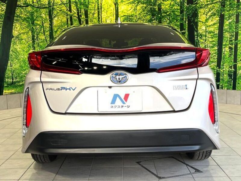 PRIUS PHV