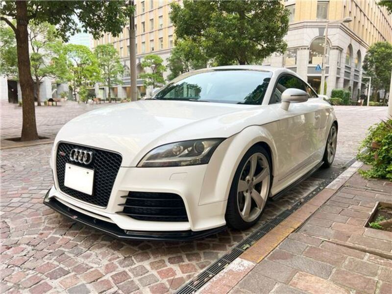 AUDI TT