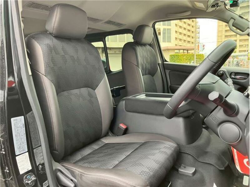 CARAVAN VAN