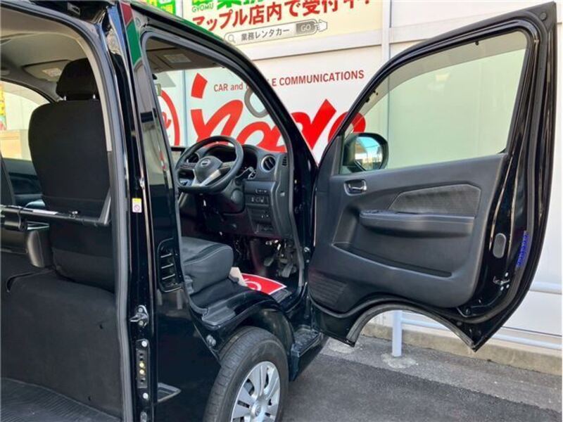 CARAVAN VAN