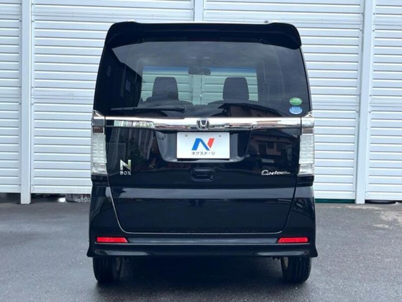 N BOX CUSTOM