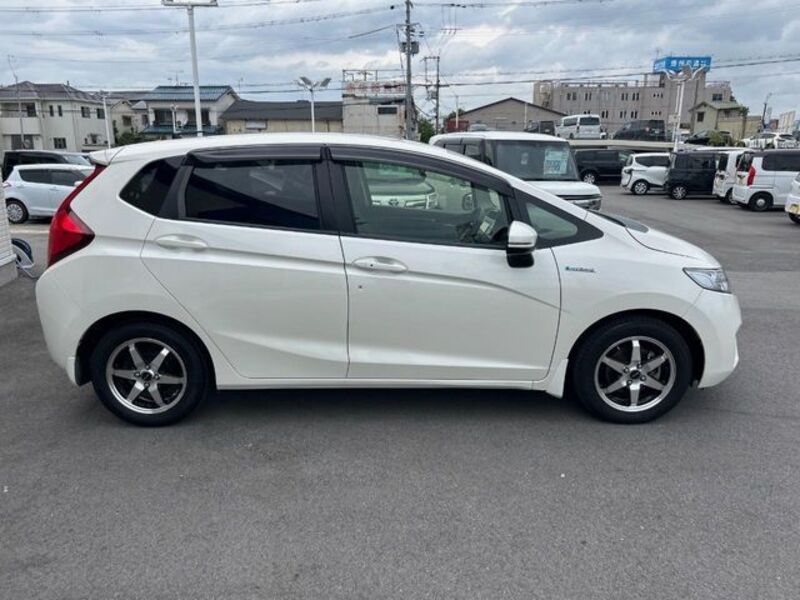 FIT HYBRID