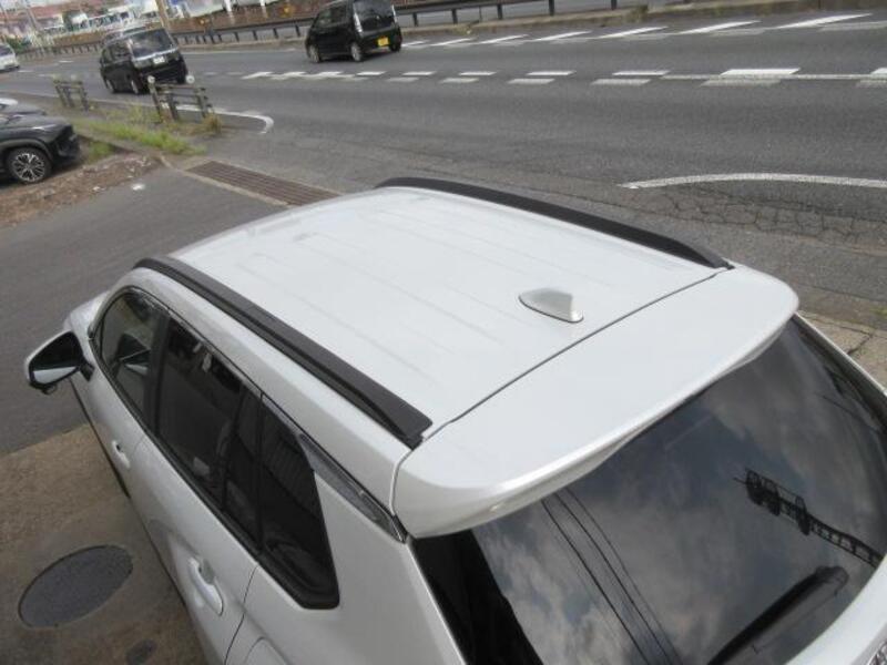 COROLLA CROSS