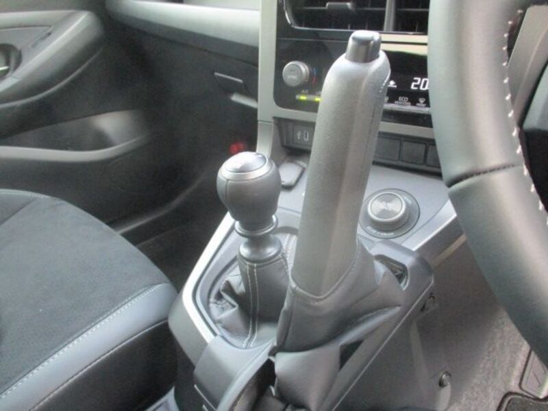 GR YARIS