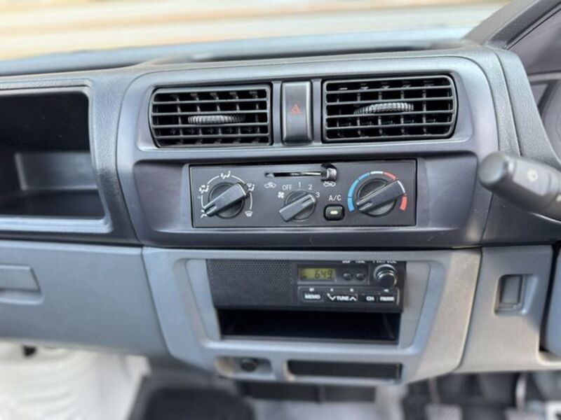 MINICAB TRUCK
