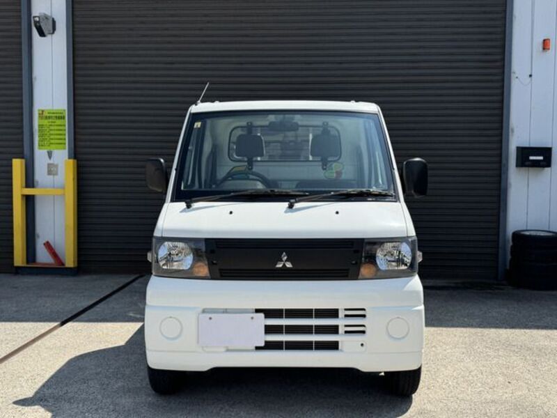 MINICAB TRUCK